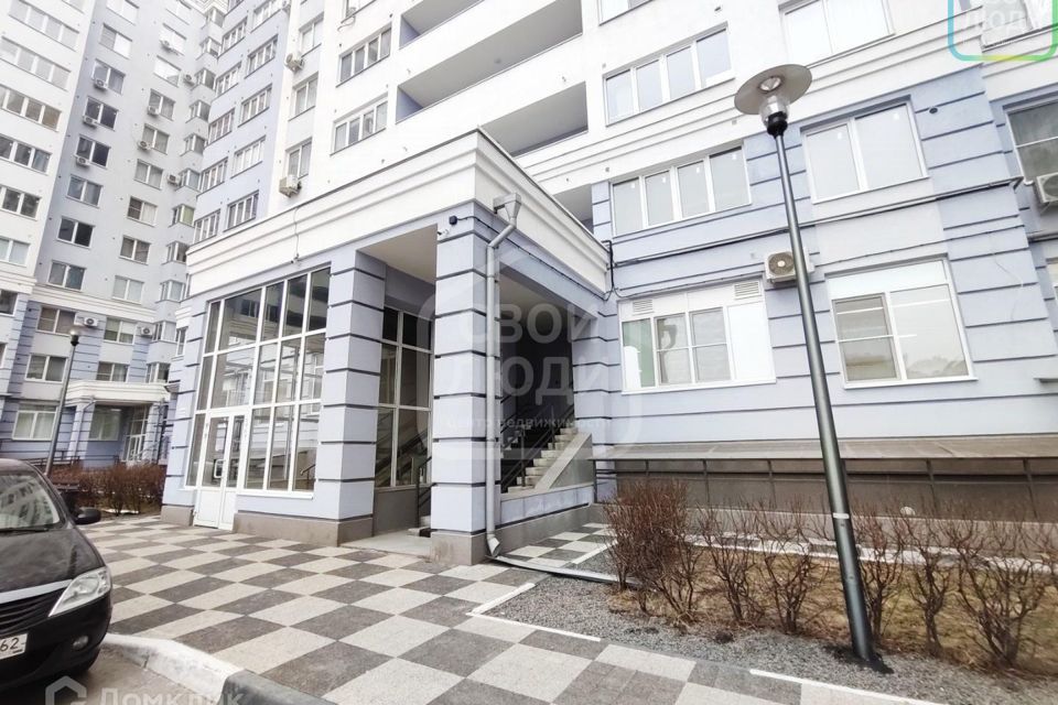 Продаётся 2-комнатная квартира, 61.62 м²