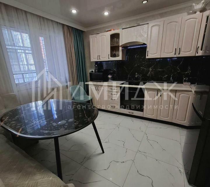Продаётся 3-комнатная квартира, 70.7 м²