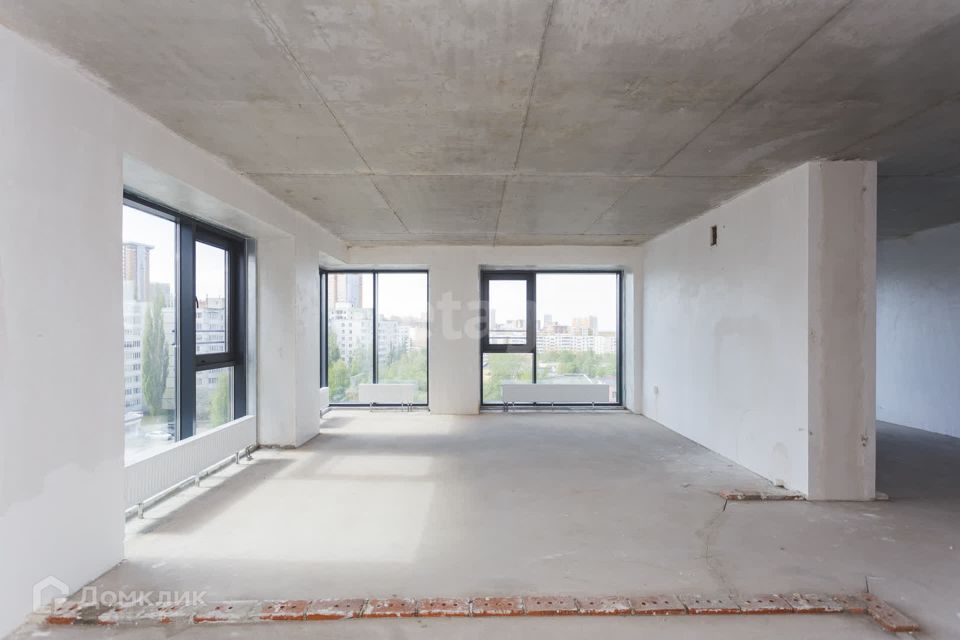 Продаётся 3-комнатная квартира, 70.2 м²