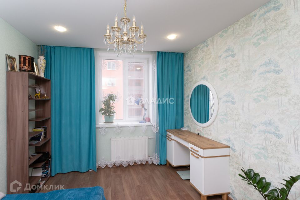 Сдаётся 2-комнатная квартира, 69 м²