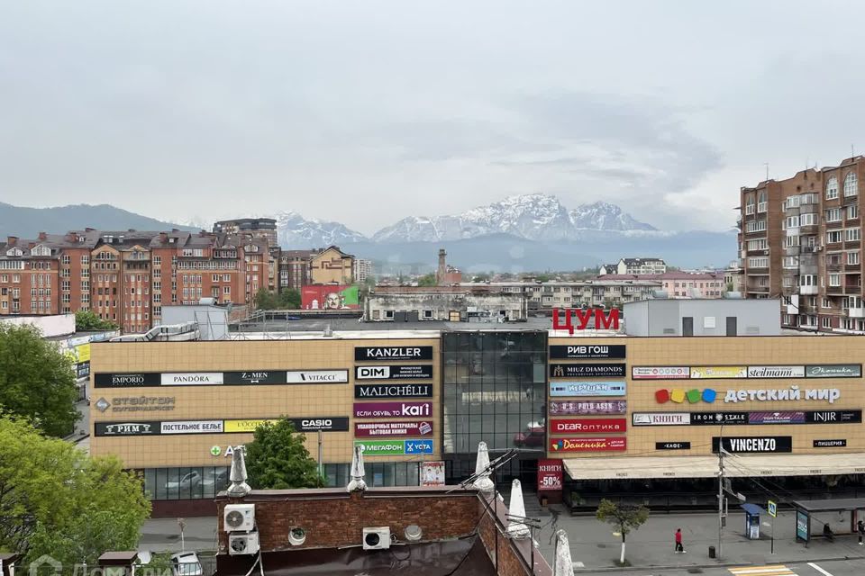 Продаётся 3-комнатная квартира, 100 м²