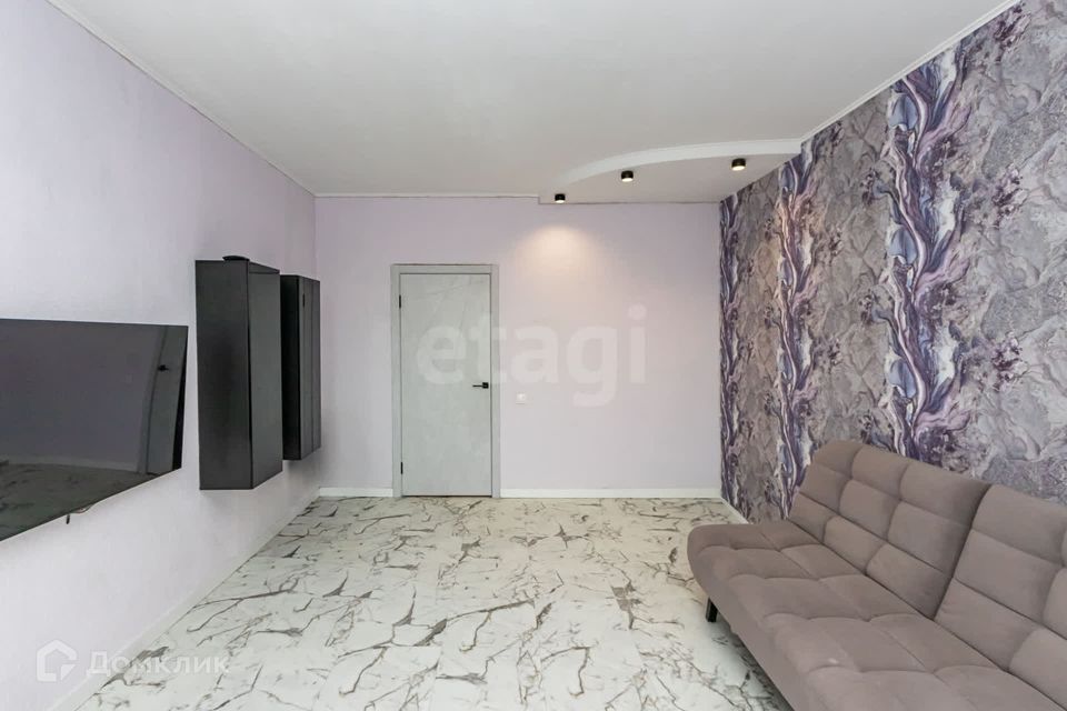 Продаётся 1-комнатная квартира, 58 м²