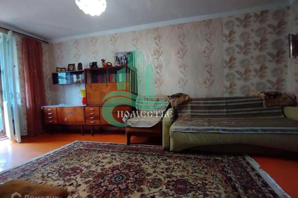 Продаётся 2-комнатная квартира, 43.3 м²