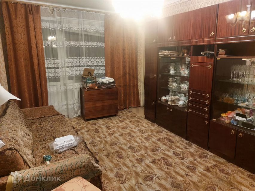 Продаётся 4-комнатная квартира, 59 м²