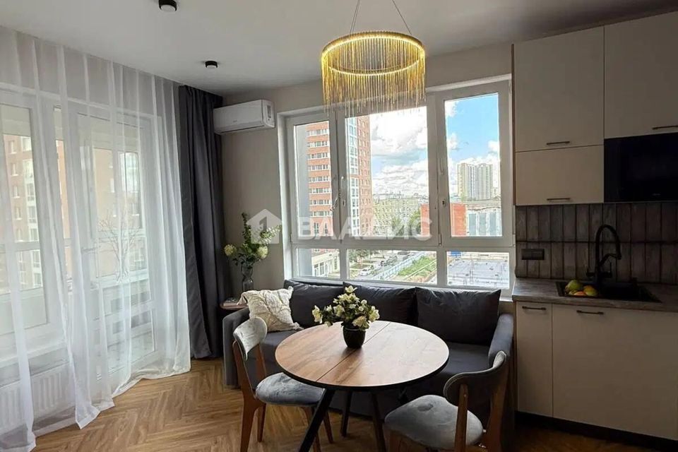 Продаётся 1-комнатная квартира, 35.8 м²