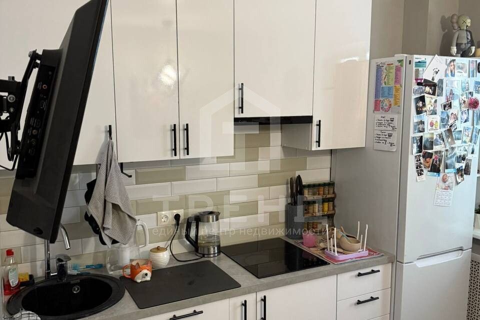 Продаётся 1-комнатная квартира, 39.7 м²