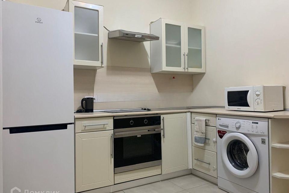 Сдаётся 2-комнатная квартира, 61 м²