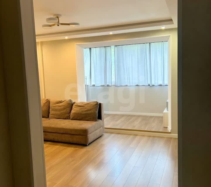 Продаётся 2-комнатная квартира, 57.1 м²