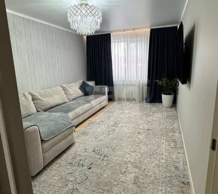 Продаётся 3-комнатная квартира, 70.5 м²