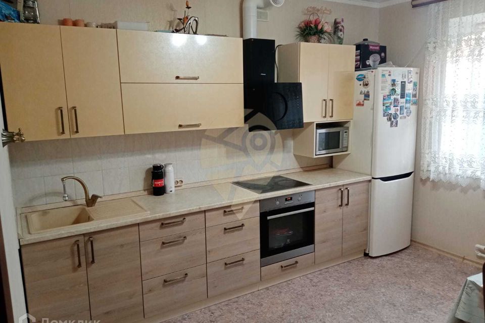 Продаётся 2-комнатная квартира, 66.6 м²