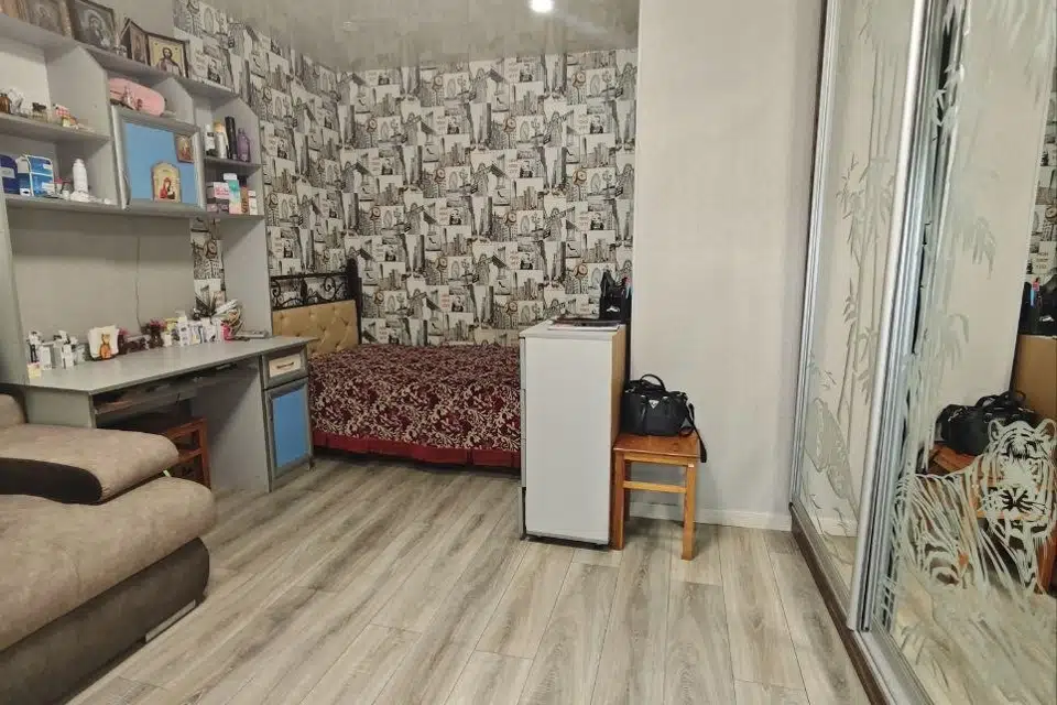Продаётся 3-комнатная квартира, 53.75 м²