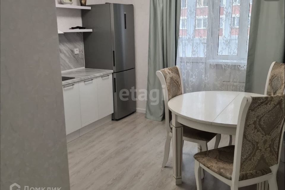 Сдаётся 2-комнатная квартира, 52 м²