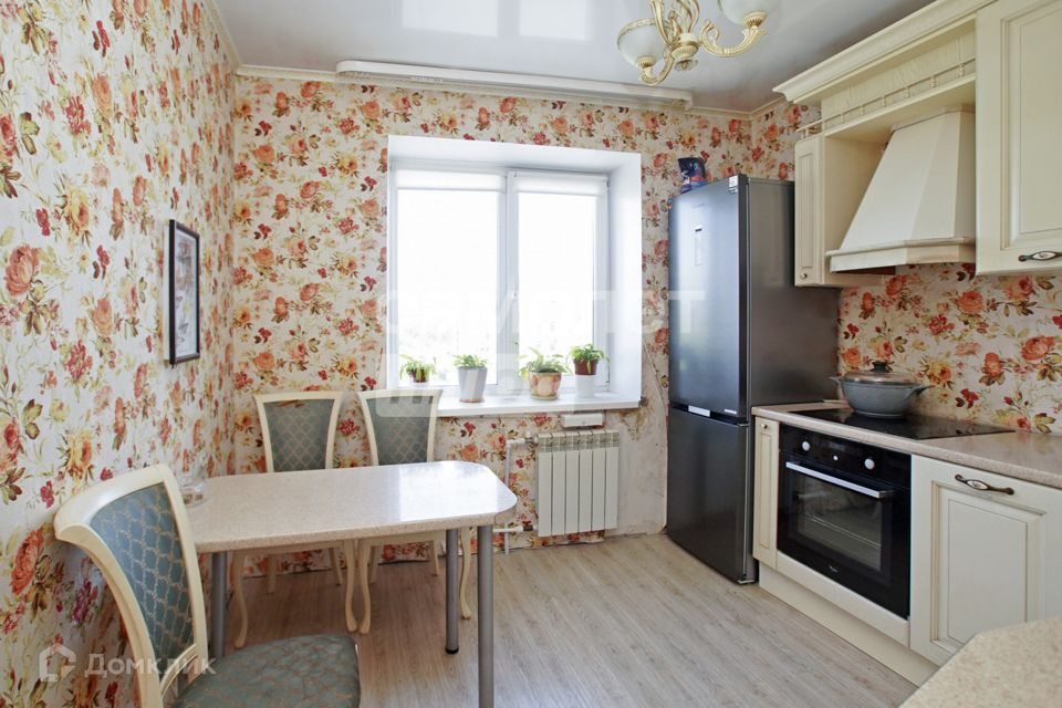 Продаётся 2-комнатная квартира, 63.8 м²