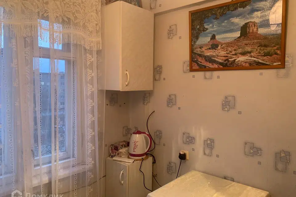 Продаётся 3-комнатная квартира, 48 м²