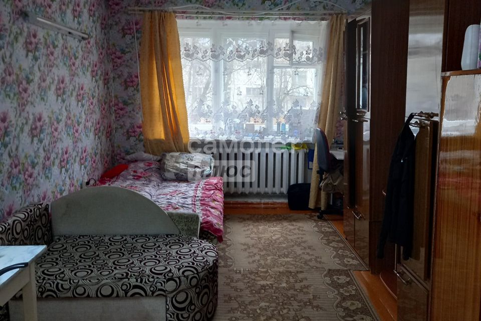 Продаётся комната в 4-комн. квартире, 20 м²