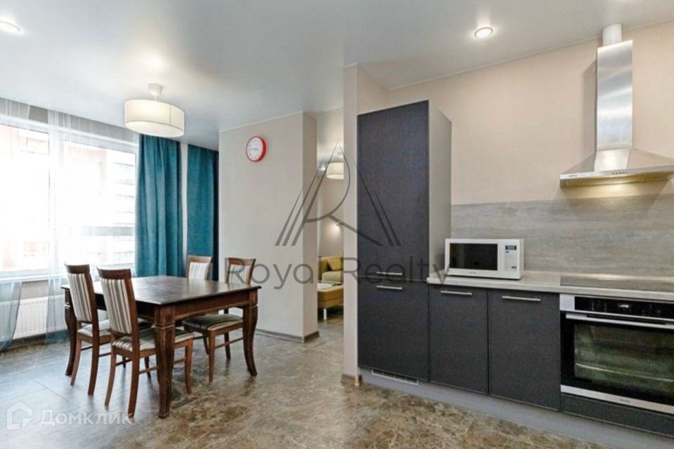 Сдаётся 2-комнатная квартира, 70 м²