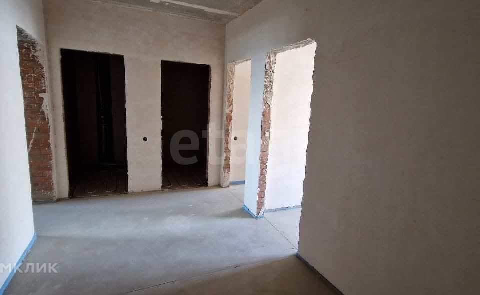 Продаётся 2-комнатная квартира, 71.2 м²