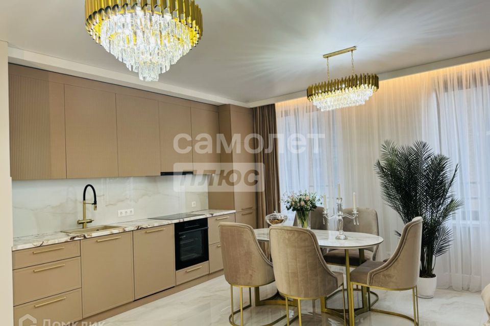 Продаётся 3-комнатная квартира, 70 м²