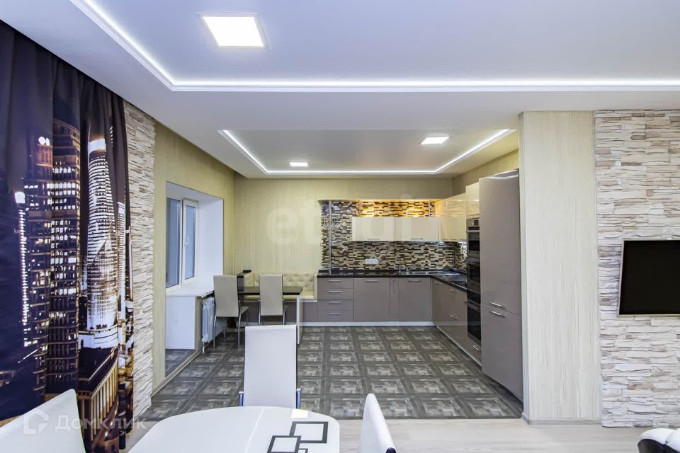 Сдаётся 1-комнатная квартира, 80 м²