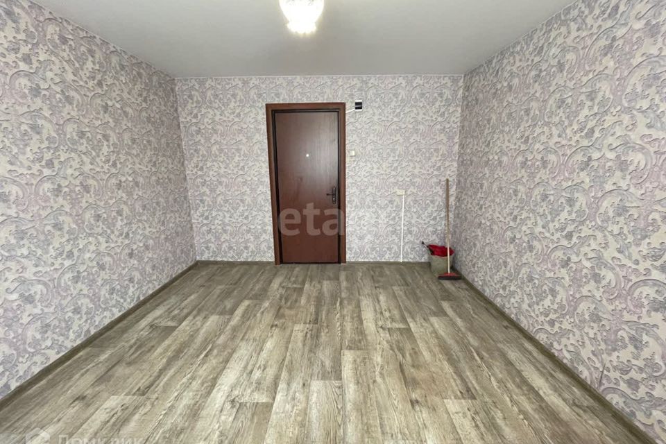 Продаётся комната в 1-комн. квартире, 13.8 м²