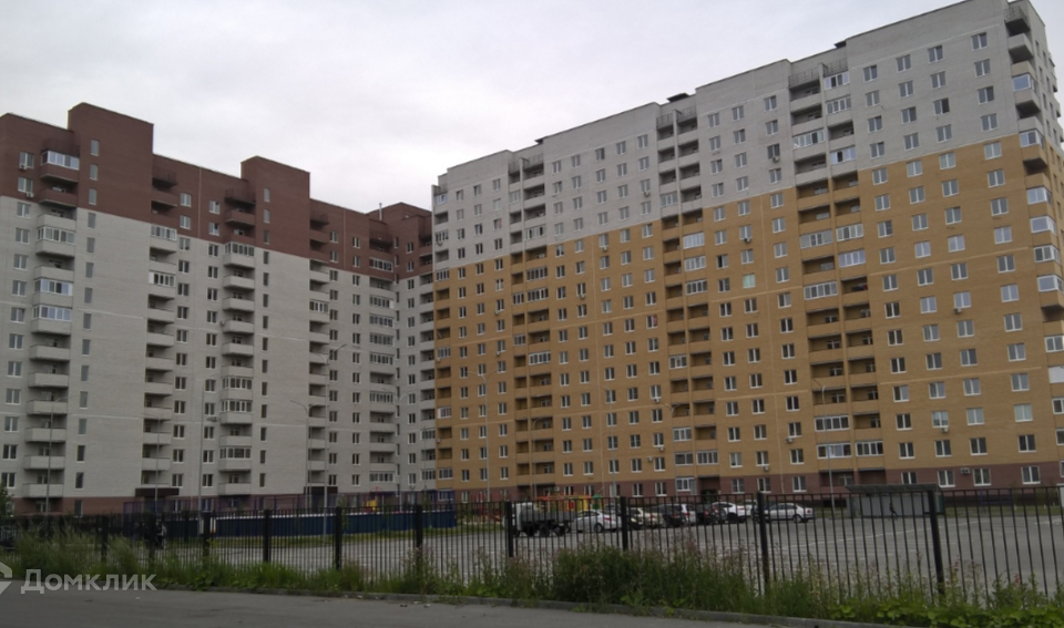 Продаётся 1-комнатная квартира, 43.2 м²