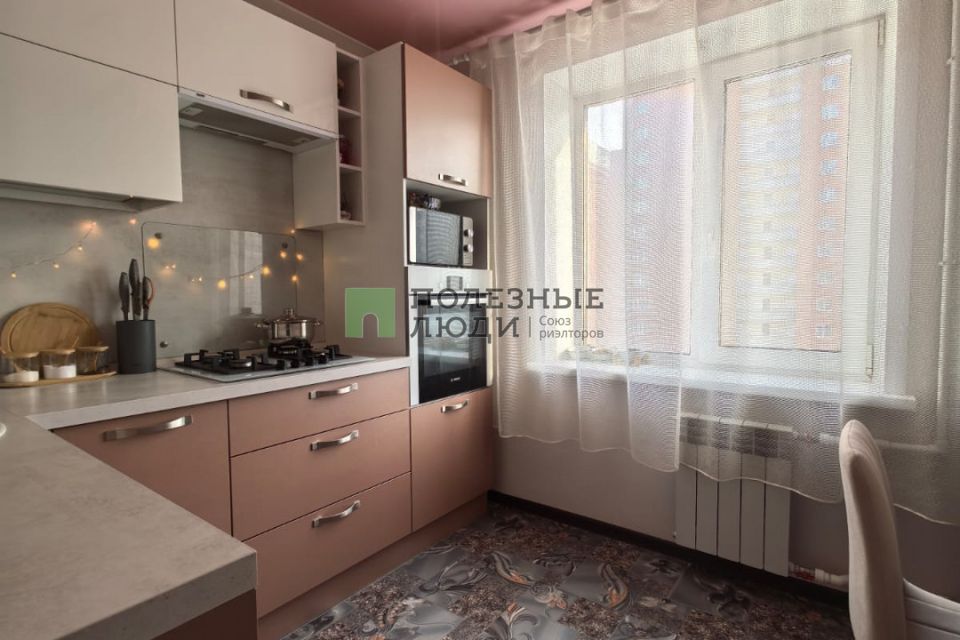 Продаётся 2-комнатная квартира, 49.2 м²