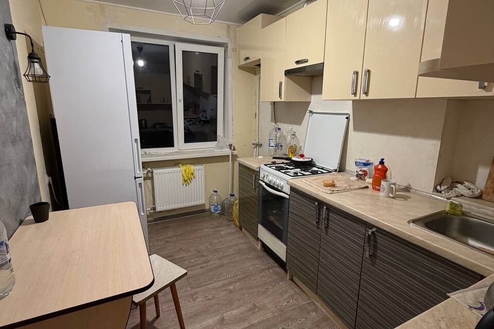 Продаётся 3-комнатная квартира, 51.5 м²