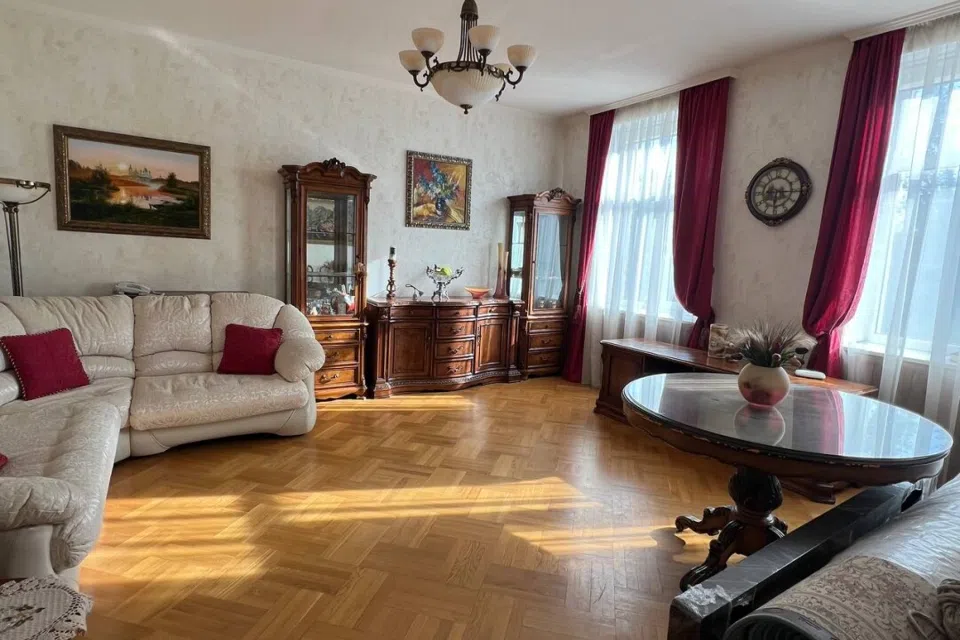 Продаётся 3-комнатная квартира, 72 м²