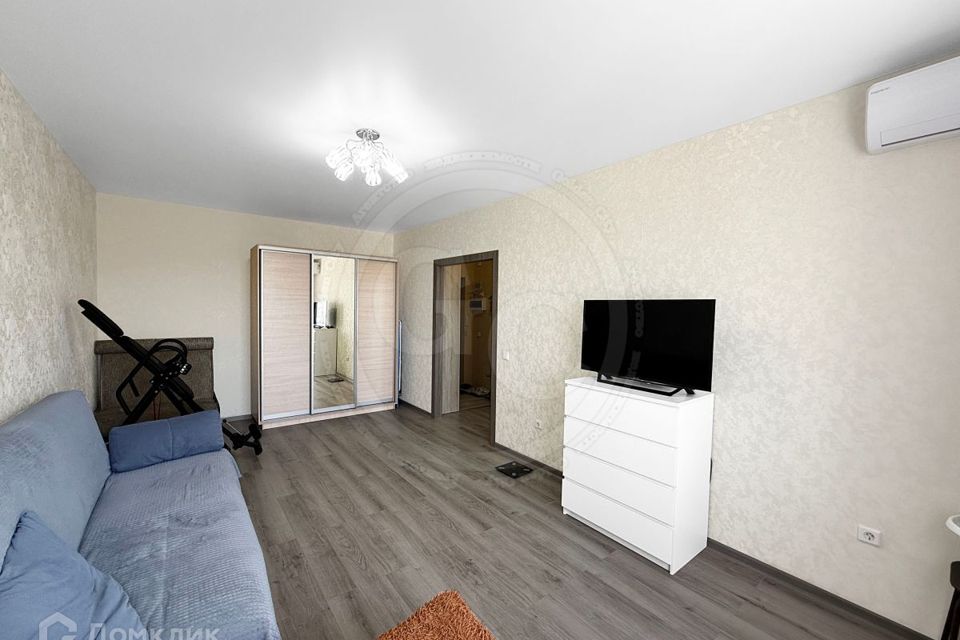 Продаётся 1-комнатная квартира, 42.5 м²
