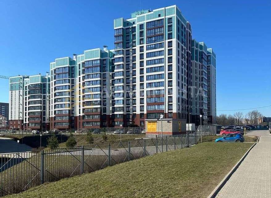 Продаётся 1-комнатная квартира, 38.3 м²