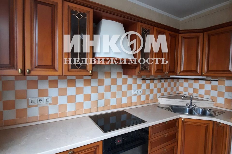 Сдаётся 2-комнатная квартира, 60 м²