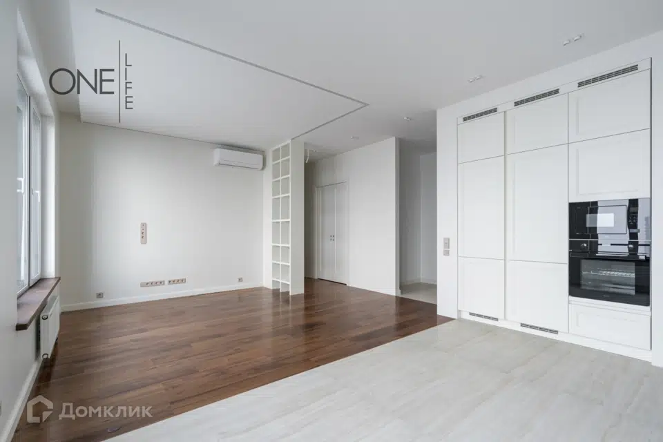 Продаётся 4-комнатная квартира, 109.9 м²
