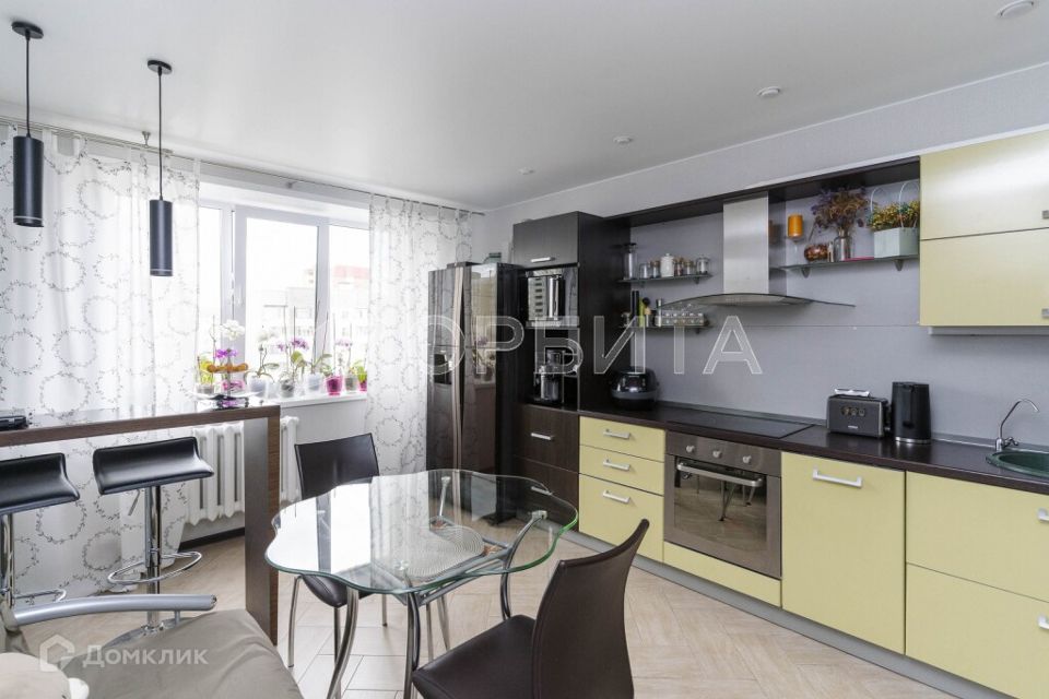 Продаётся 2-комнатная квартира, 72 м²