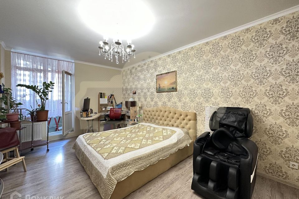 Продаётся 3-комнатная квартира, 90 м²