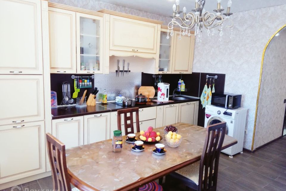 Продаётся 2-комнатная квартира, 74 м²