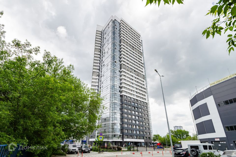 Продаётся 2-комнатная квартира, 81.7 м²