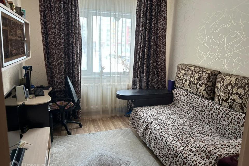 Продаётся 3-комнатная квартира, 69.8 м²