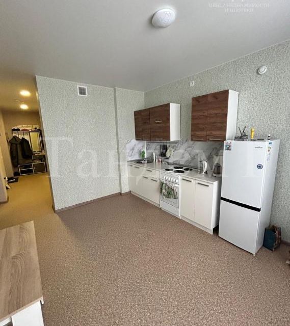 Продаётся 1-комнатная квартира, 38 м²