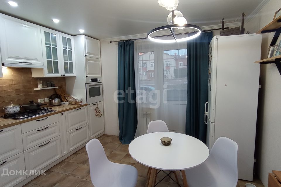 Продаётся 3-комнатная квартира, 85 м²