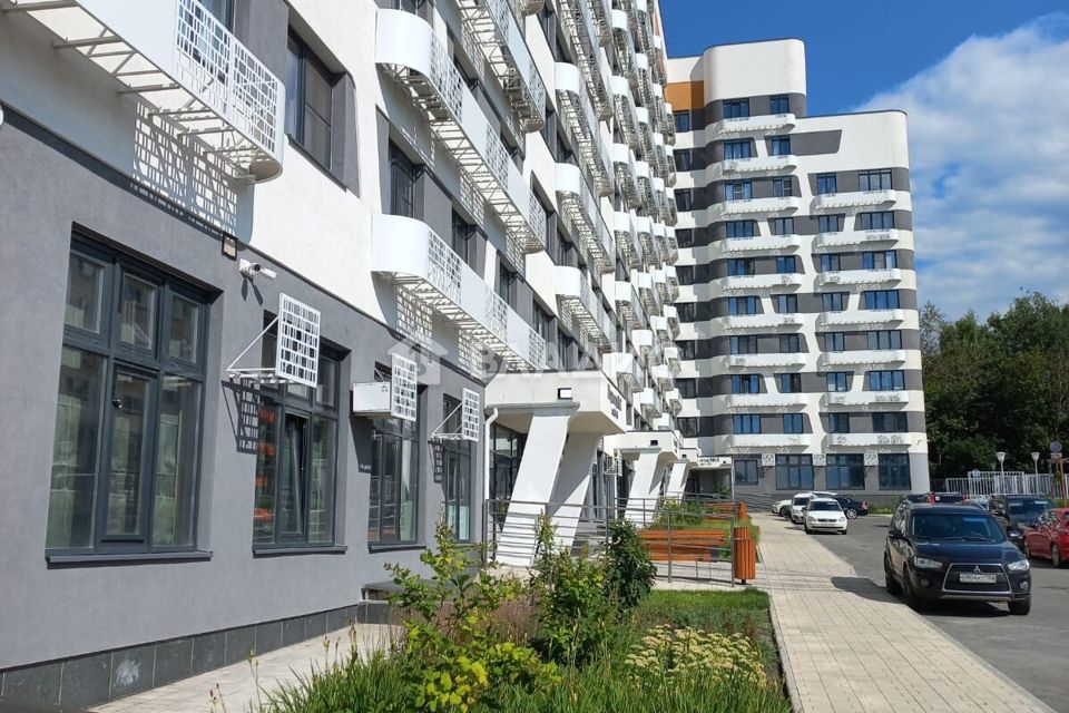 Продаётся 2-комнатная квартира, 65.3 м²