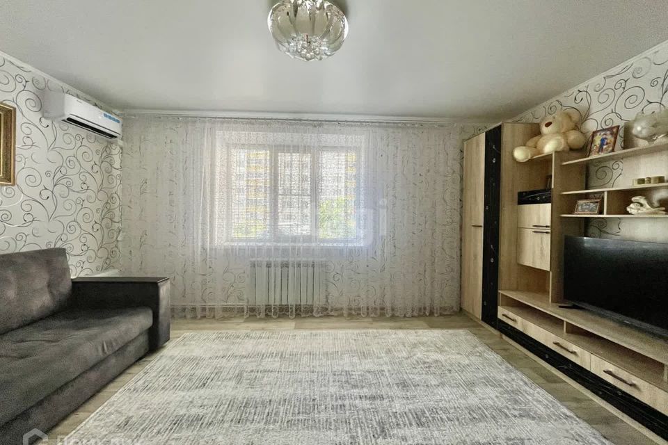 Продаётся 2-комнатная квартира, 52.8 м²