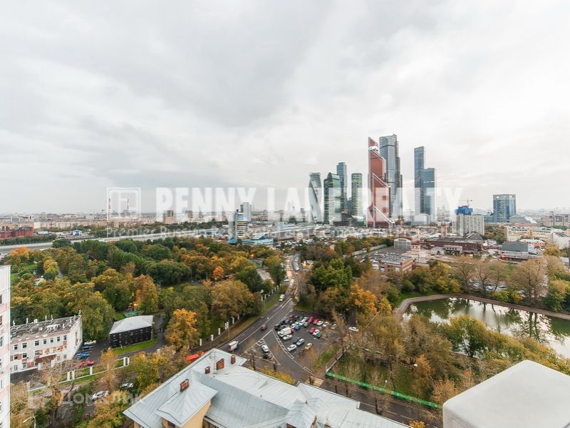 Сдаётся 4-комнатная квартира, 120 м²