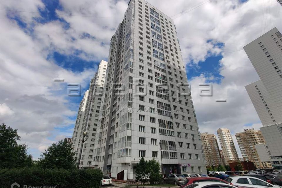 Продаётся 1-комнатная квартира, 42.4 м²