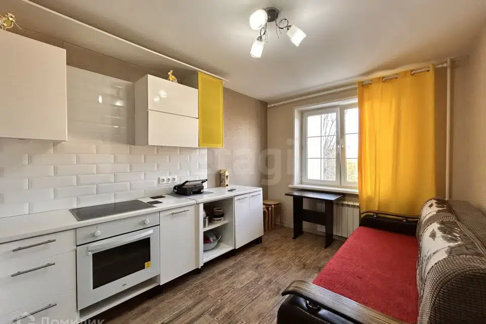 Продаётся 2-комнатная квартира, 57.6 м²