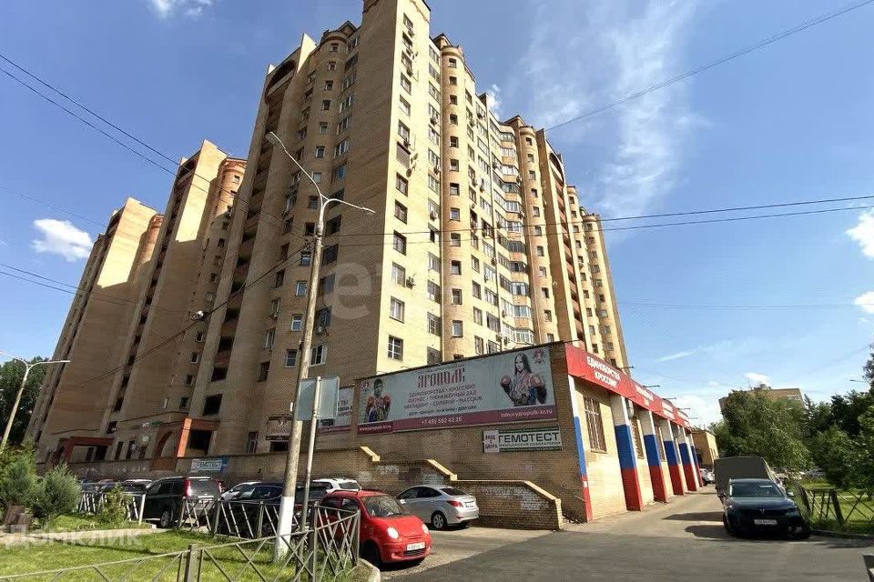 Продаётся 3-комнатная квартира, 98 м²