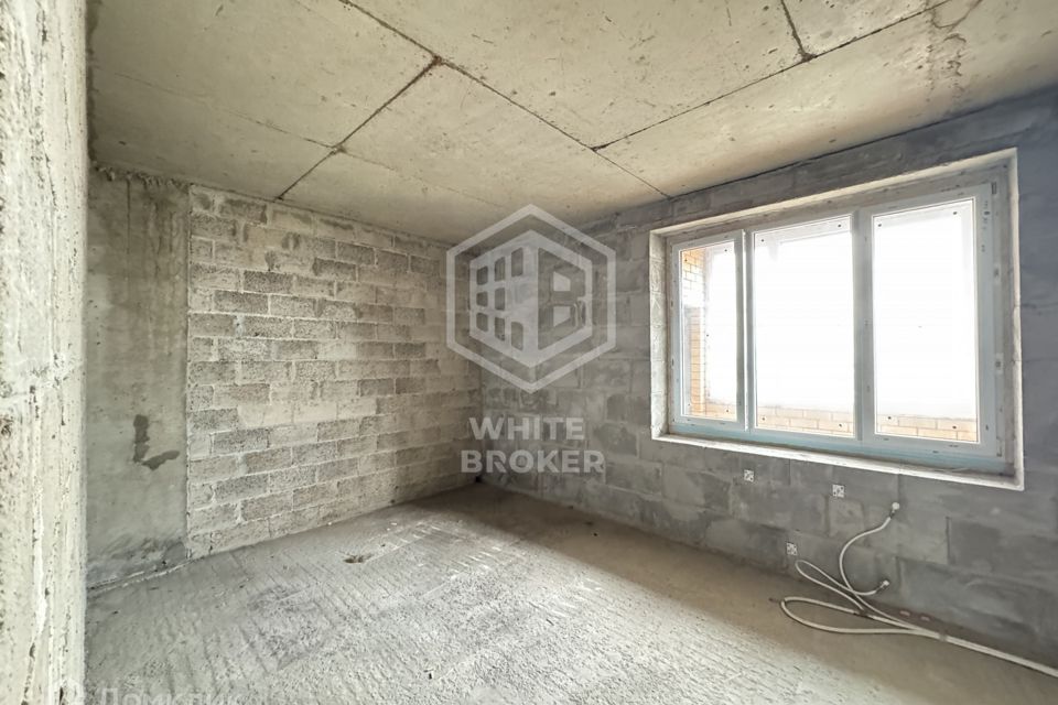 Продаётся 4-комнатная квартира, 144.1 м²