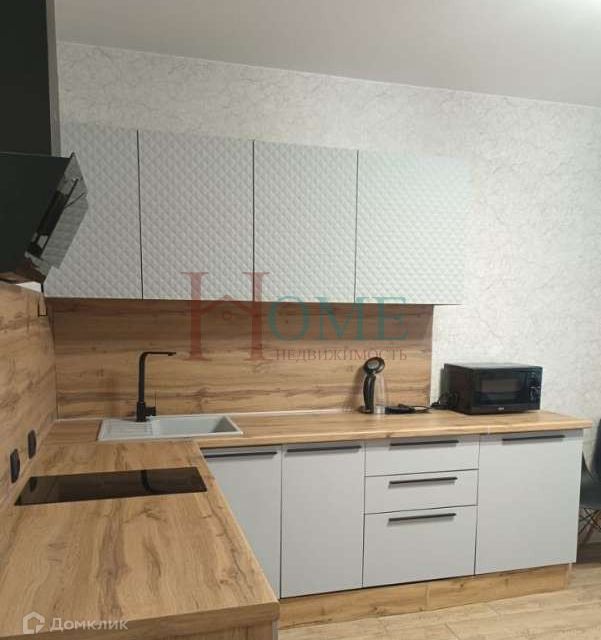 Сдаётся 1-комнатная квартира, 42 м²