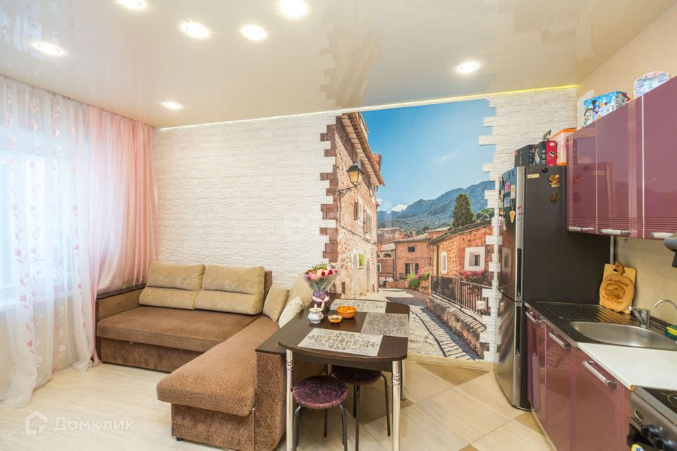 Продаётся 2-комнатная квартира, 55.2 м²
