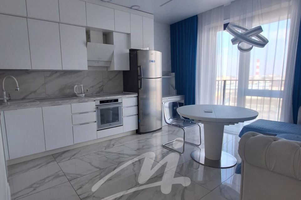 Сдаётся 1-комнатная квартира, 55 м²