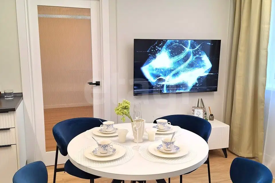 Продаётся 2-комнатная квартира, 55.7 м²